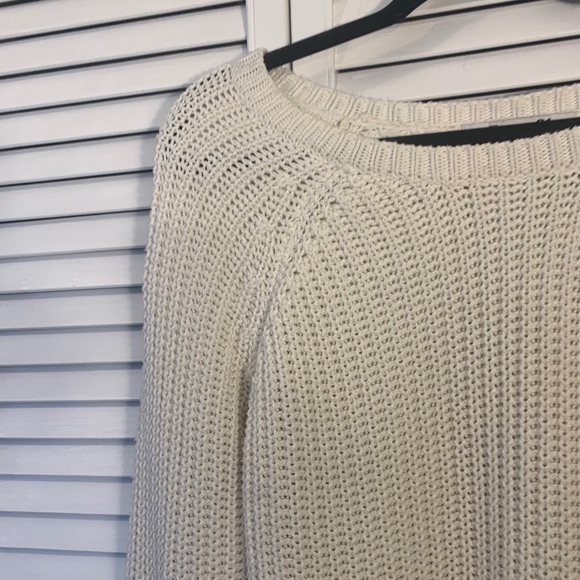 🤍 white knit sweater 🤍 - Picture 3 of 6